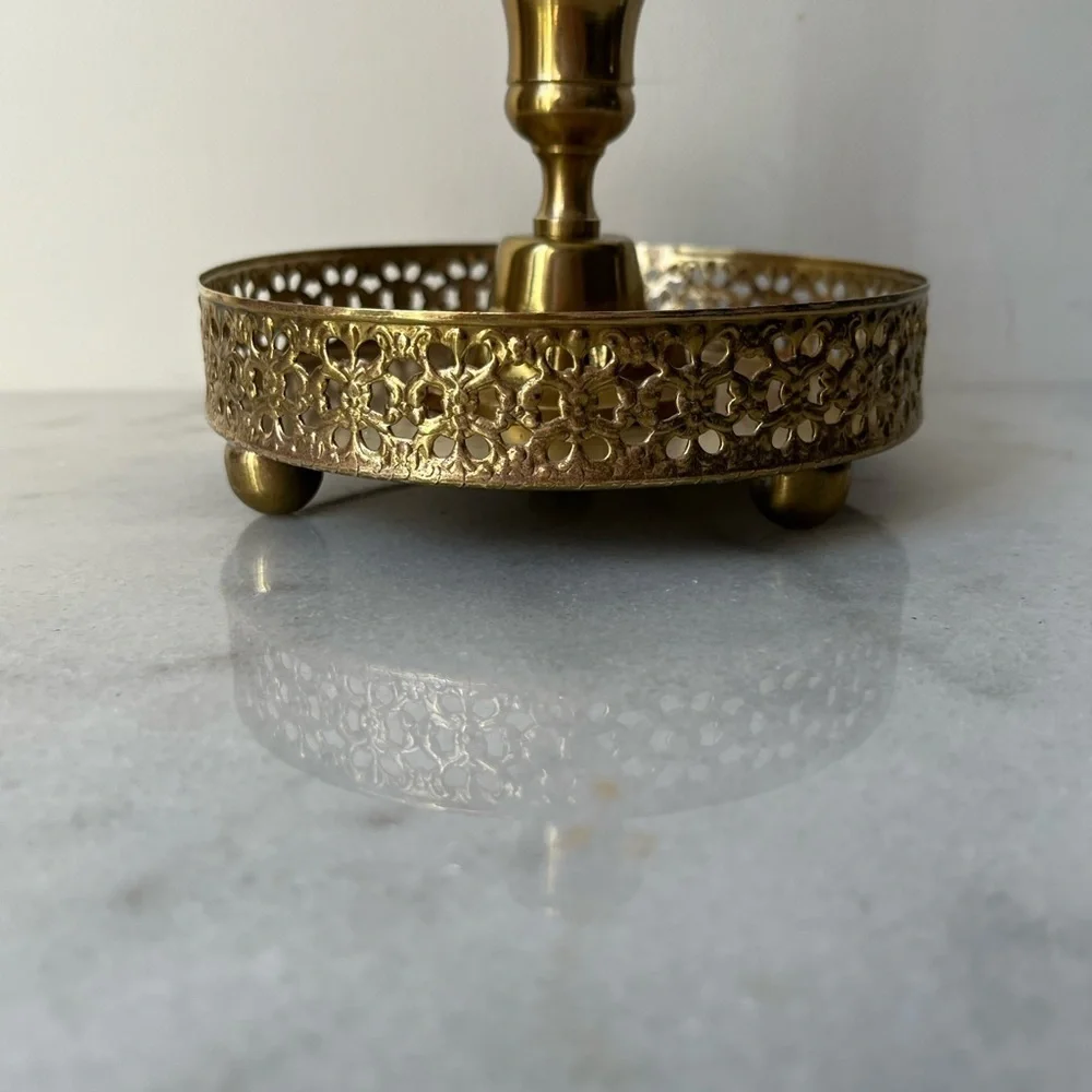 Vintage filigree candleholder with tray and feet